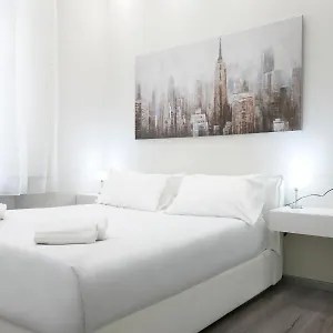 https://la-corte-luxury-apartment-milan.it-lombardy.com