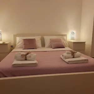 La Perla Di , Noto Italia